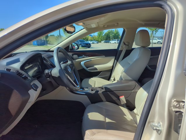 Used 2014 Buick Regal FWD image 16