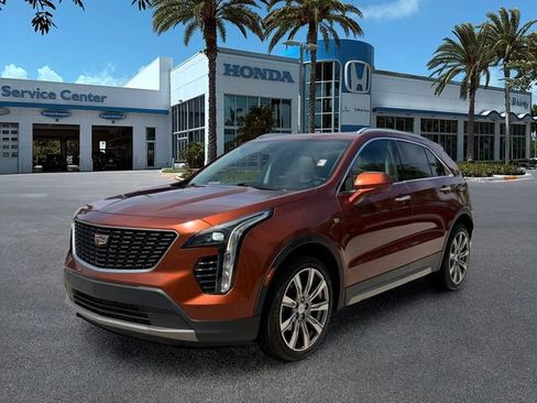 Used 2019 Cadillac XT4 Premium Luxury FWD image 4