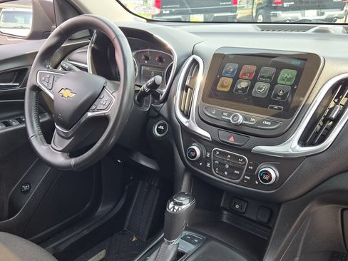 Certified 2018 Chevrolet Equinox LT w/ Sun & Infotainment Package AWD/4WD image 8