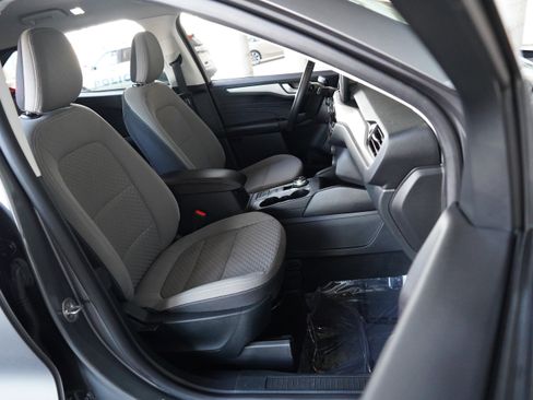 Used 2021 Ford Escape SE w/ Cold Weather Package image 26