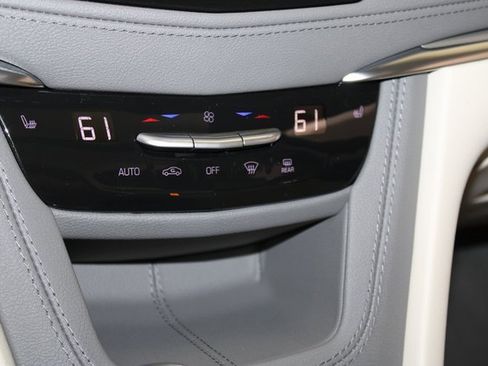 New 2025 Cadillac XT5 Premium Luxury image 17