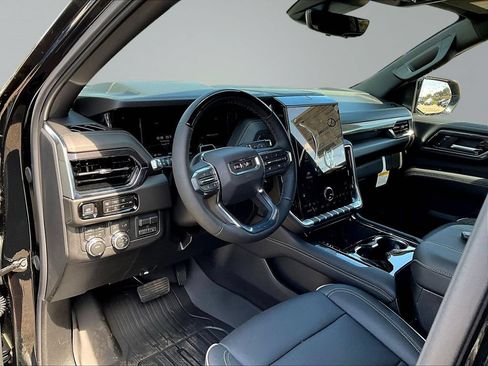 New 2026 GMC Yukon XL Elevation w/ Elevation Premium Package AWD/4WD image 7