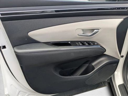 Used 2024 Hyundai Tucson Limited FWD image 13