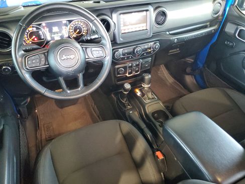 Used 2022 Jeep Wrangler Unlimited Sport AWD/4WD image 12