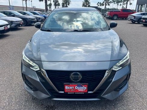 Used 2021 Nissan Sentra SR w/ Lighting Package FWD image 2