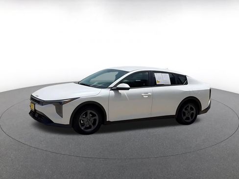 Used 2026 Kia K4 FWD image 8
