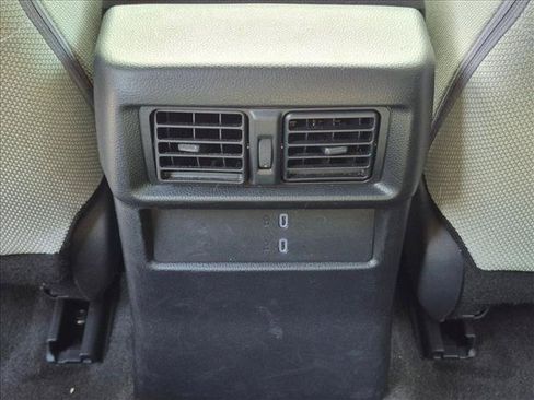 Certified 2025 Toyota 4Runner SR5 AWD/4WD image 16