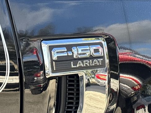 Certified 2023 Ford F150 Lariat w/ Trailer Tow Package image 31