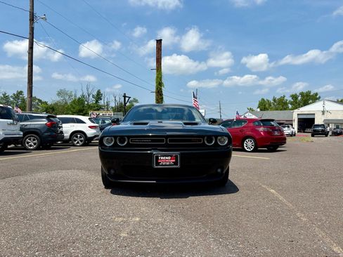 Used 2018 Dodge Challenger R/T w/ Sound Group image 8