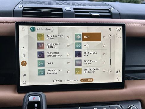 Used 2024 Land Rover Defender 130 X image 25