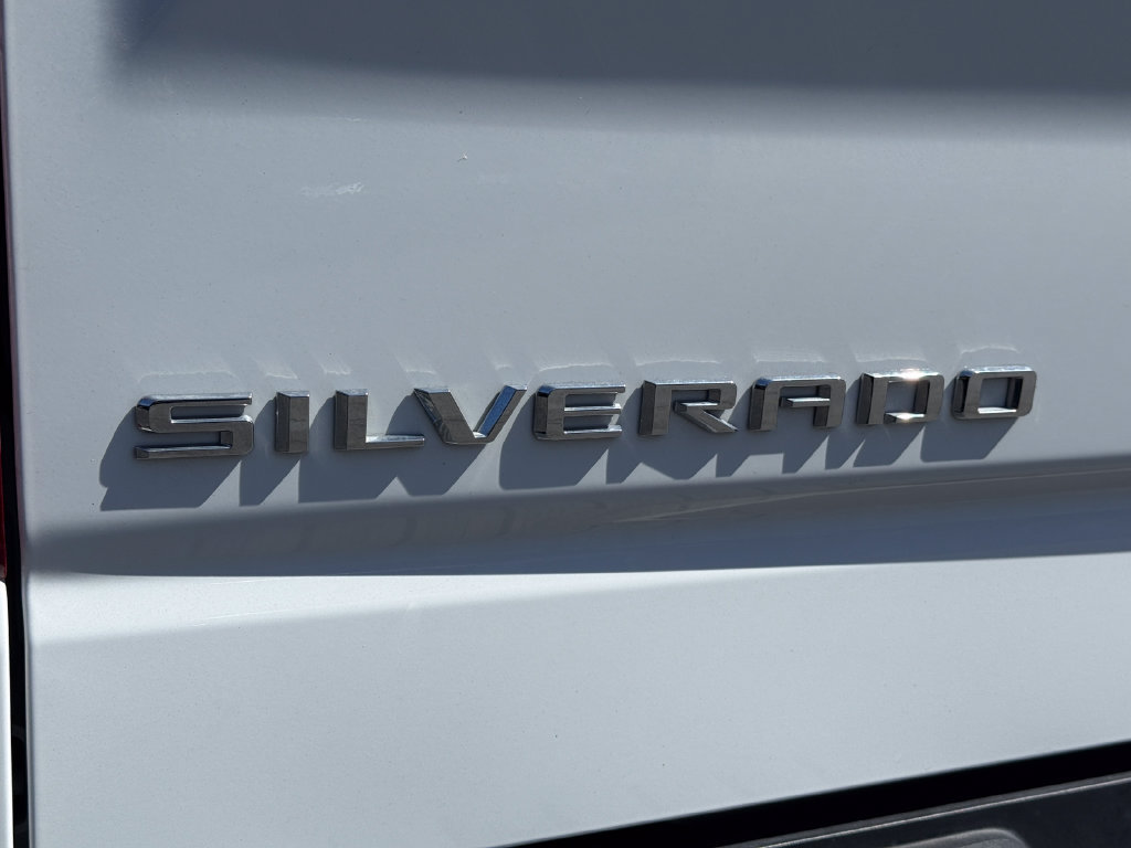 Used 2023 Chevrolet Silverado 1500 RST w/ Z71 Off-Road Package AWD/4WD image 17