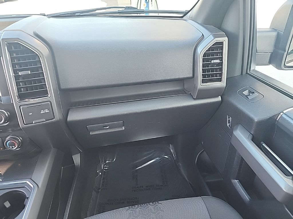 Used 2018 Ford F150 XLT w/ Equipment Group 302A Luxury AWD/4WD image 23