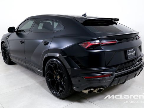 Used 2024 Lamborghini Urus Performante AWD/4WD image 6