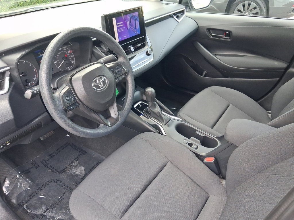 Used 2023 Toyota Corolla LE FWD image 17