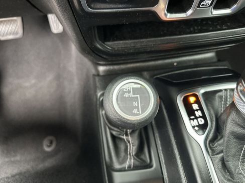 Used 2023 Jeep Gladiator Overland image 30