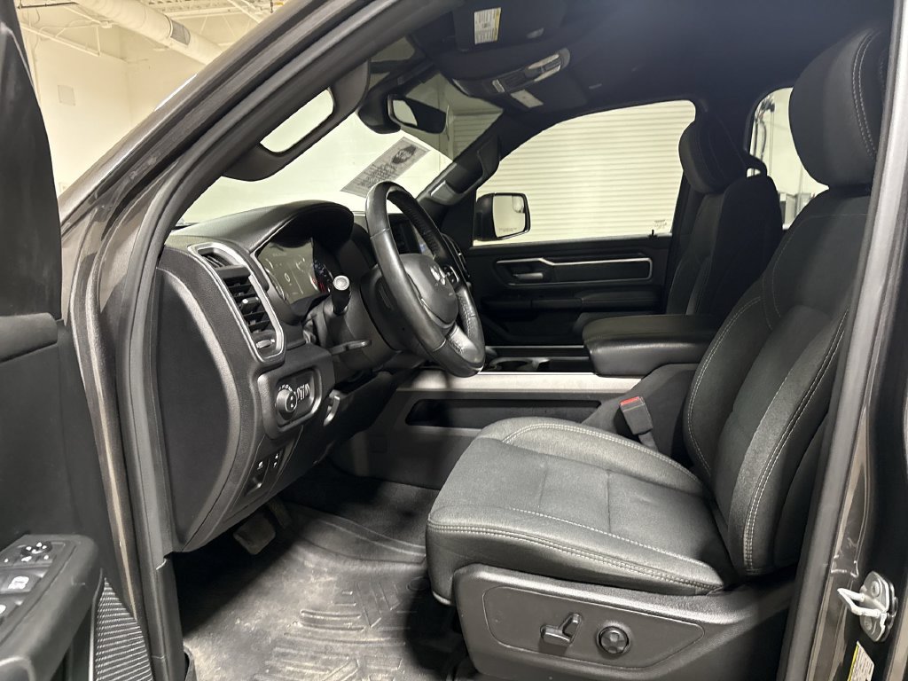 Used 2019 RAM 1500 Big Horn AWD/4WD image 19