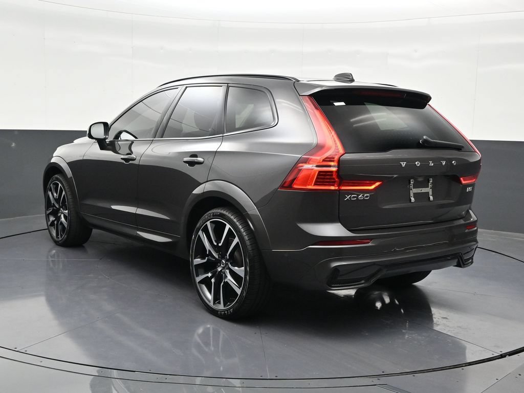 Used 2024 Volvo XC60 B5 Ultimate AWD/4WD image 3