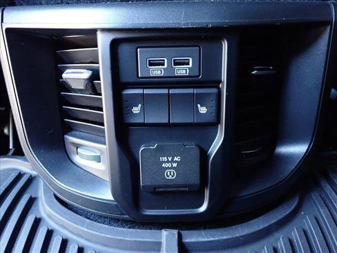 Used 2024 RAM 2500 Laramie w/ Night Edition AWD/4WD image 9