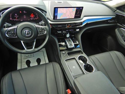 Used 2025 Acura MDX SH-AWD image 2