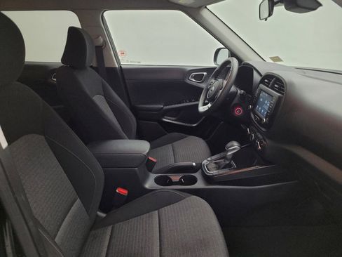 Used 2021 Kia Soul S image 21