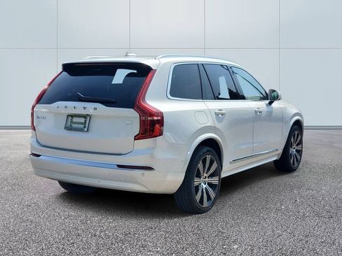 Used 2024 Volvo XC90 T8 Ultimate AWD/4WD image 4