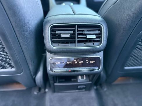 Used 2023 Mercedes-Benz GLE 350 w/ AMG Line Exterior image 52