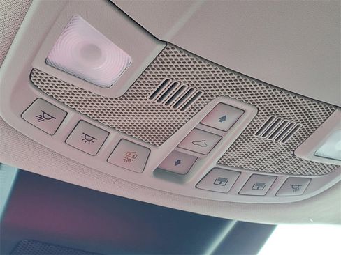 Used 2021 Ford Expedition Platinum image 25