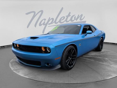 Used 2023 Dodge Challenger R/T Scat Pack RWD image 9