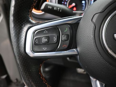 Used 2021 Jeep Gladiator Mojave AWD/4WD image 6