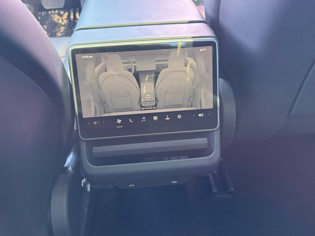 Used 2024 Tesla Model 3 Standard Range RWD image 32
