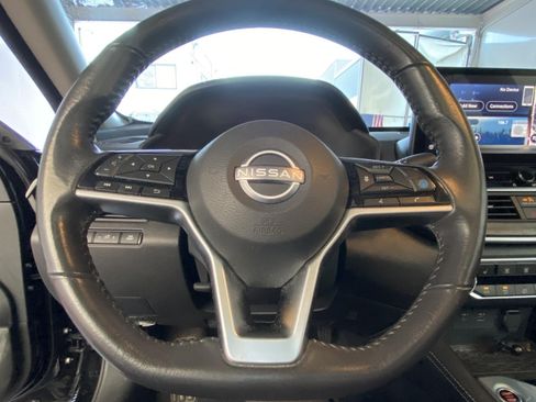 Used 2023 Nissan Altima 2.5 SV w/ SV Premium Package FWD image 20