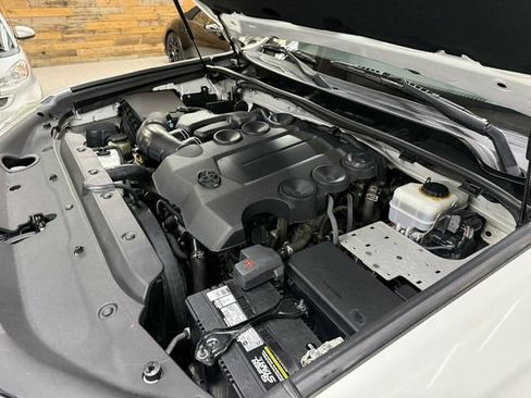 Used 2016 Toyota 4Runner SR5 Premium AWD/4WD image 44
