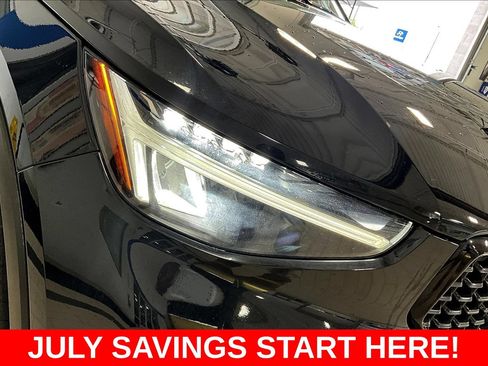 Used 2023 Volvo XC40 B5 Ultimate AWD/4WD image 37