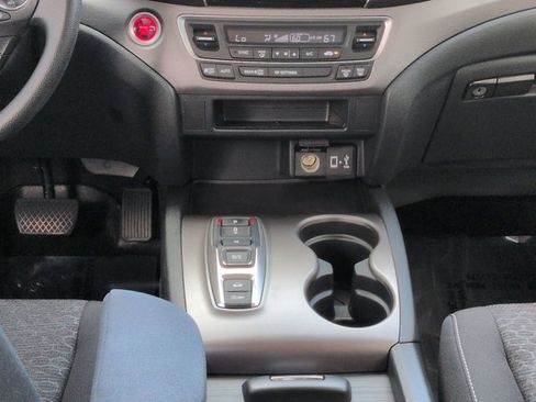 Used 2023 Honda Ridgeline Sport image 20