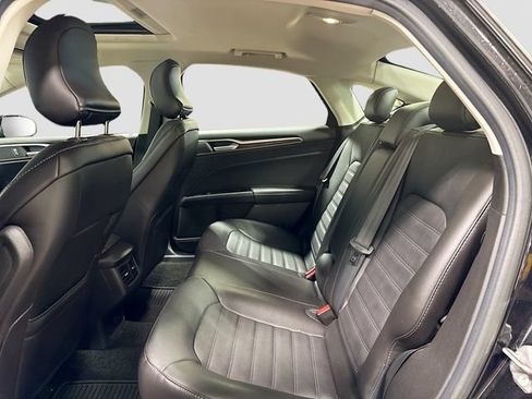 Used 2015 Ford Fusion SE w/ Equipment Group 202A AWD/4WD image 20