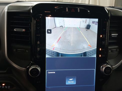 Used 2024 RAM 2500 Big Horn w/ Sport Appearance Package image 36