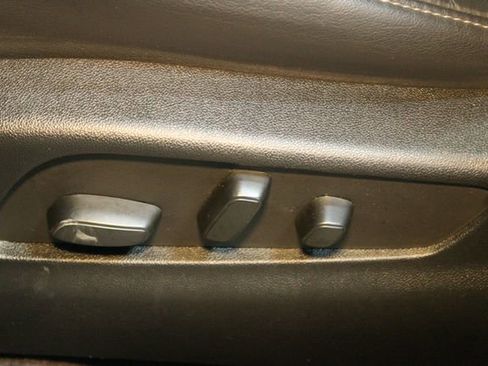 Used 2023 Cadillac XT4 Premium Luxury w/ Cold Weather Package image 21