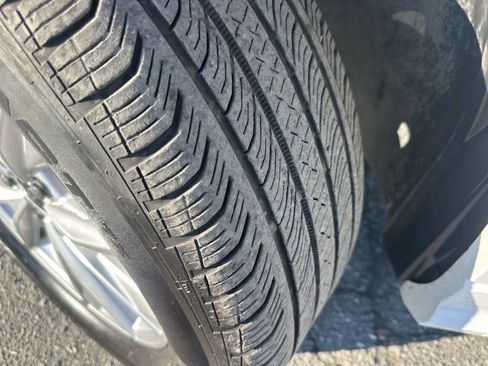 Used 2025 Audi Q3 2.0T Premium image 32