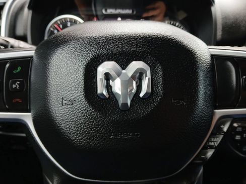 Used 2023 RAM 1500 Lone Star AWD/4WD image 5