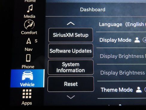 Used 2024 Jeep Wrangler Unlimited Sahara w/ Technology Group image 22