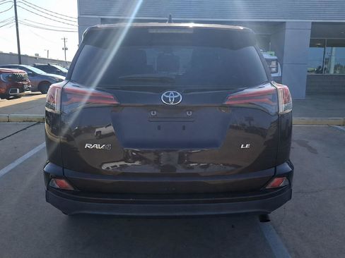 Used 2018 Toyota RAV4 LE w/ All Weather Liner Package FWD image 6