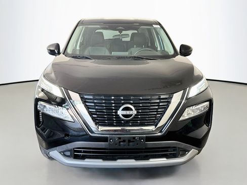 Used 2022 Nissan Rogue SV FWD image 2