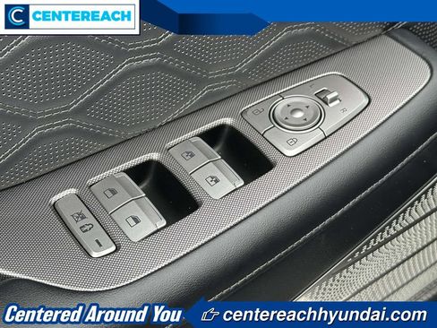 Used 2020 Hyundai Palisade Limited image 15