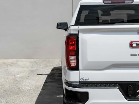 Used 2023 GMC Sierra 1500 Elevation image 52