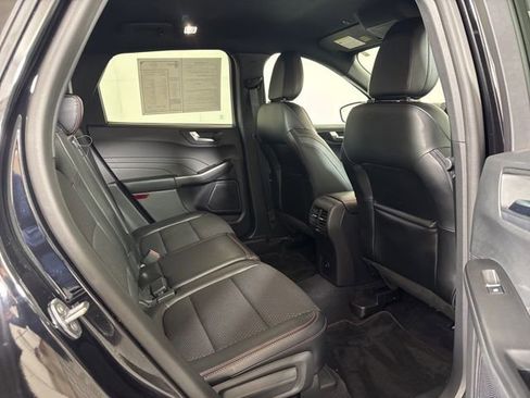 Used 2023 Ford Escape ST-Line w/ Tech Pack #1 image 5
