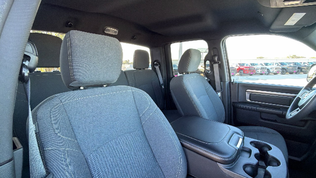 Used 2024 RAM 1500 Warlock w/ Trailer & Traction Group AWD/4WD image 32