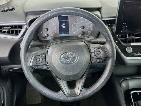 Used 2024 Toyota Corolla LE image 18