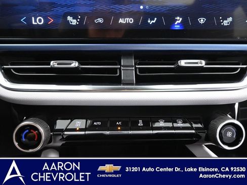 New 2026 Chevrolet Equinox EV LT image 15