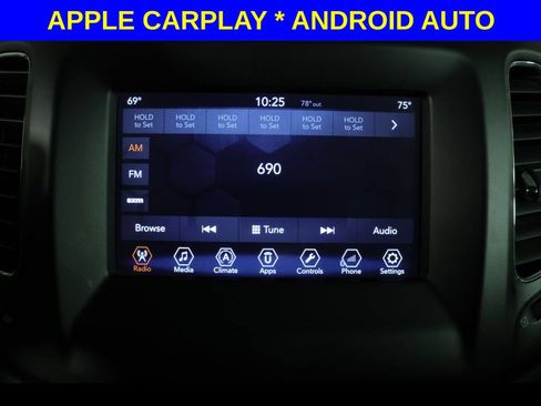 Used 2018 Jeep Compass Latitude w/ Popular Equipment Group AWD/4WD image 7