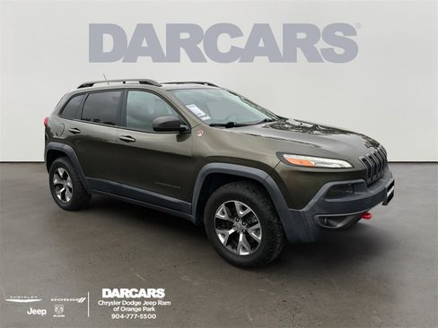 Used 2015 Jeep Cherokee Trailhawk w/ Leather Interior Group image 1